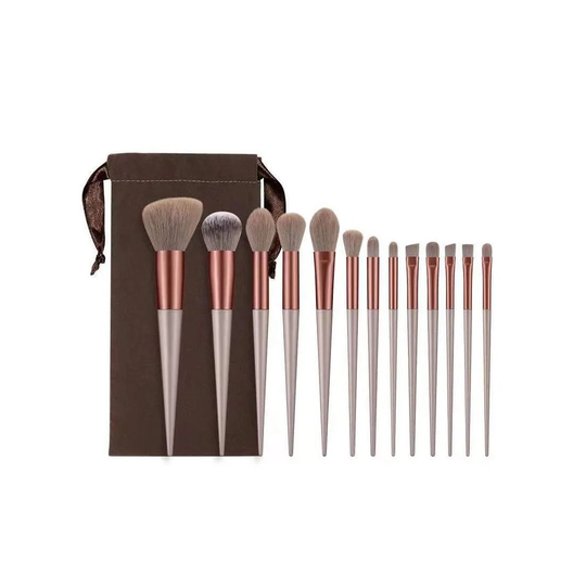 13x Make-up børster med opbevaringstaske