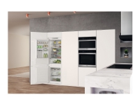Whirlpool WHC18 T341 - Køleskab/fryser - bund-fryser - til indbygning - niche - bredde: 56 cm - dybde: 55 cm - højde: 177.6 cm - 250 liter - Klasse F - hvid