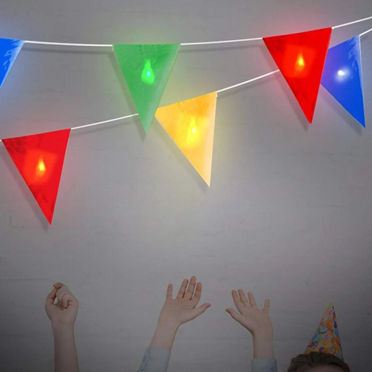 Guirlande med Flag og LED-belysning