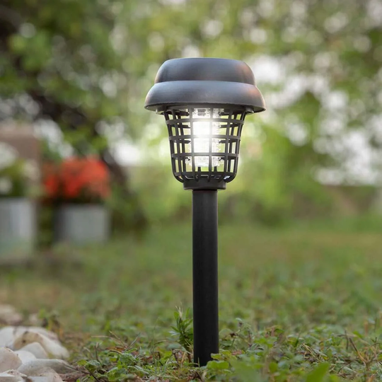 Myggedræbende solcellelampe til haven