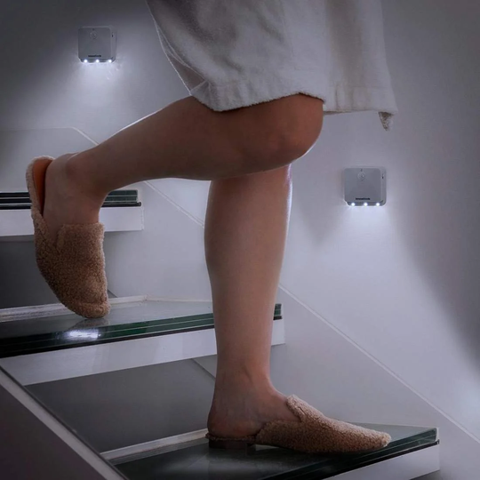 2x trådløse LED-lys med bevægelsessensorer